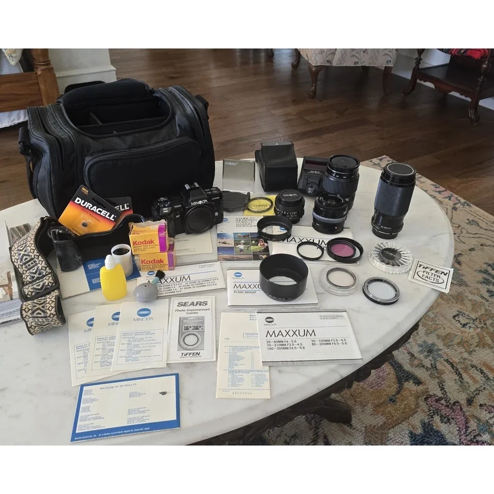 Minolta Maxxum 7000 35mm Film Camera Bundle, 4 Lenses, Flash, Filters, Manuals